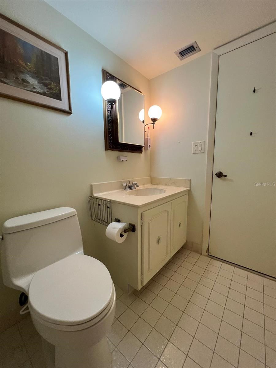 3910 Inverrary Unit B301, Lauderhill, FL 33319