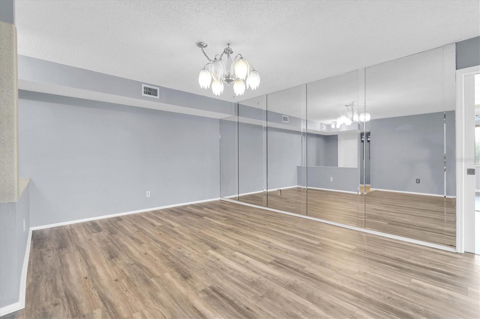 8198 Terrace Garden Unit 511, St Petersburg, FL 33709