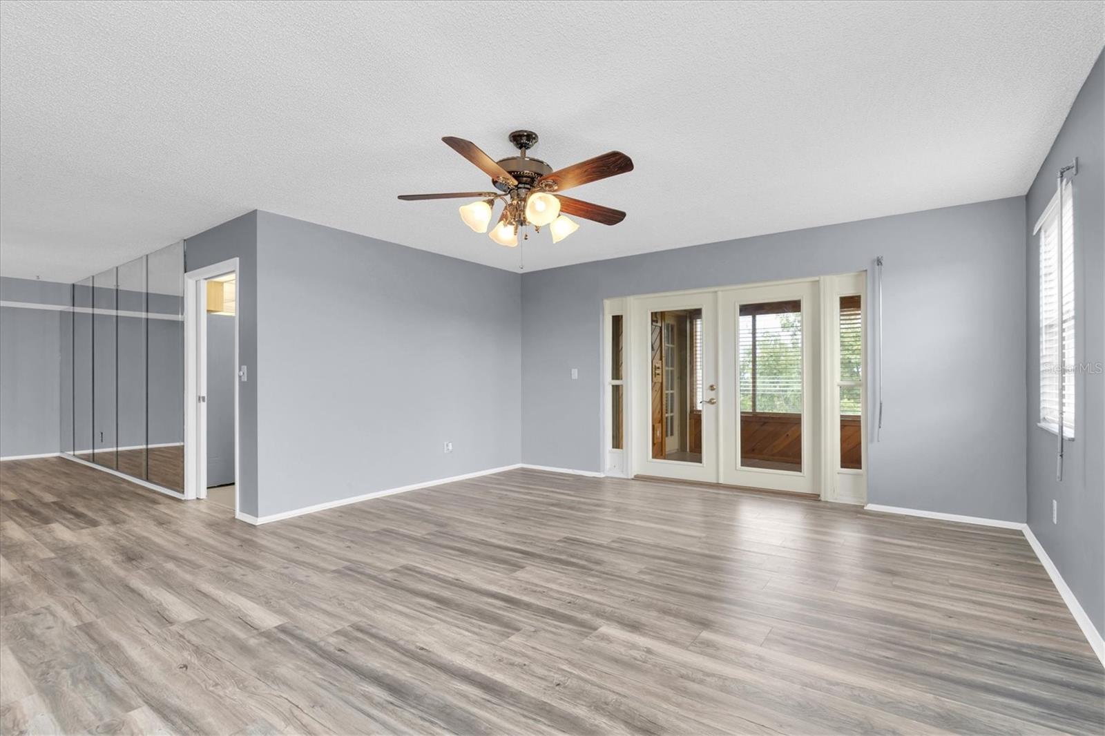 8198 Terrace Garden Unit 511, St Petersburg, FL 33709