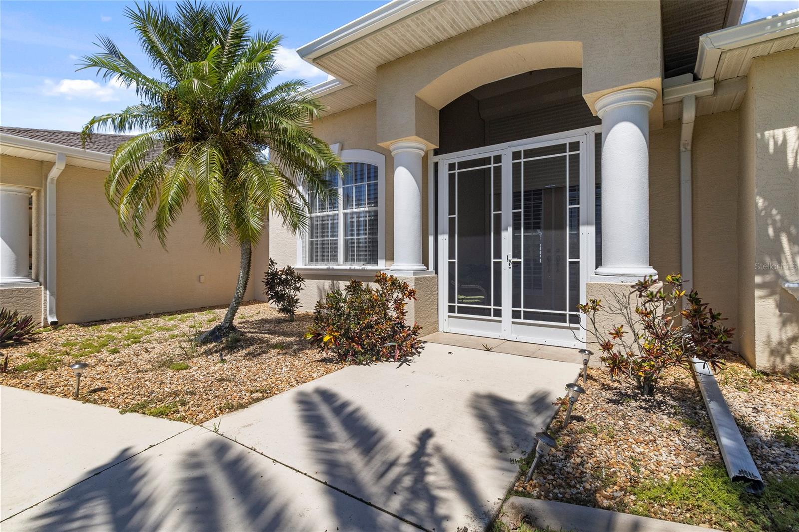 40 Clubhouse, Rotonda West, FL 33947