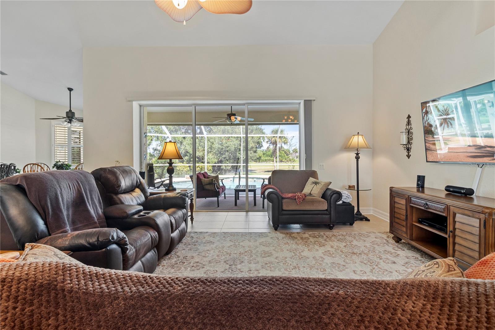 40 Clubhouse, Rotonda West, FL 33947