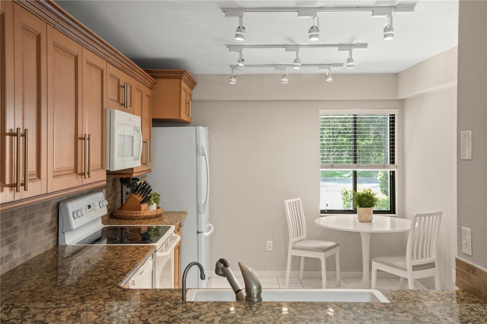 5 Escondido Unit 37, Altamonte Springs, FL 32701