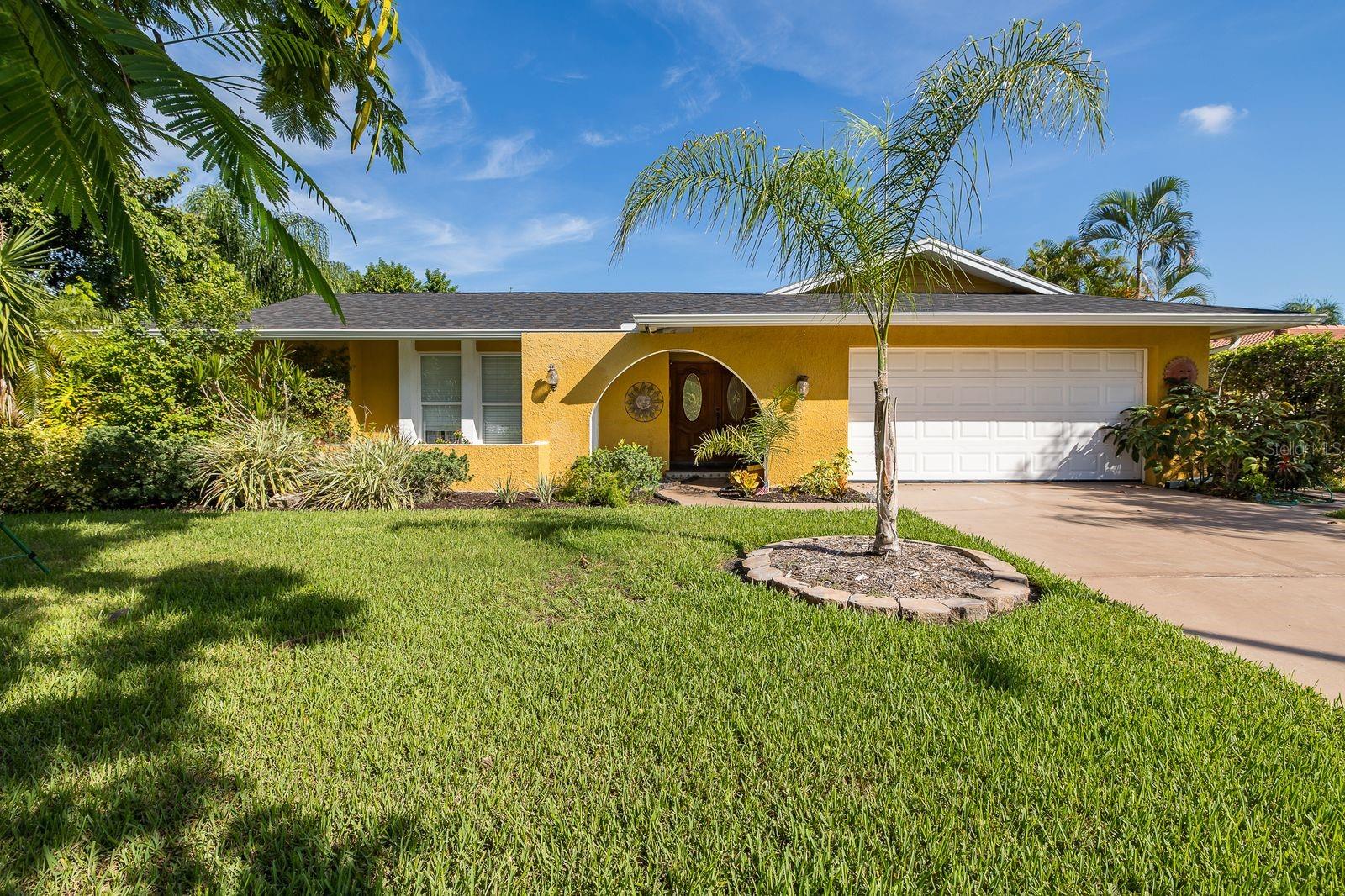 11555 Pine, Seminole, FL 33772