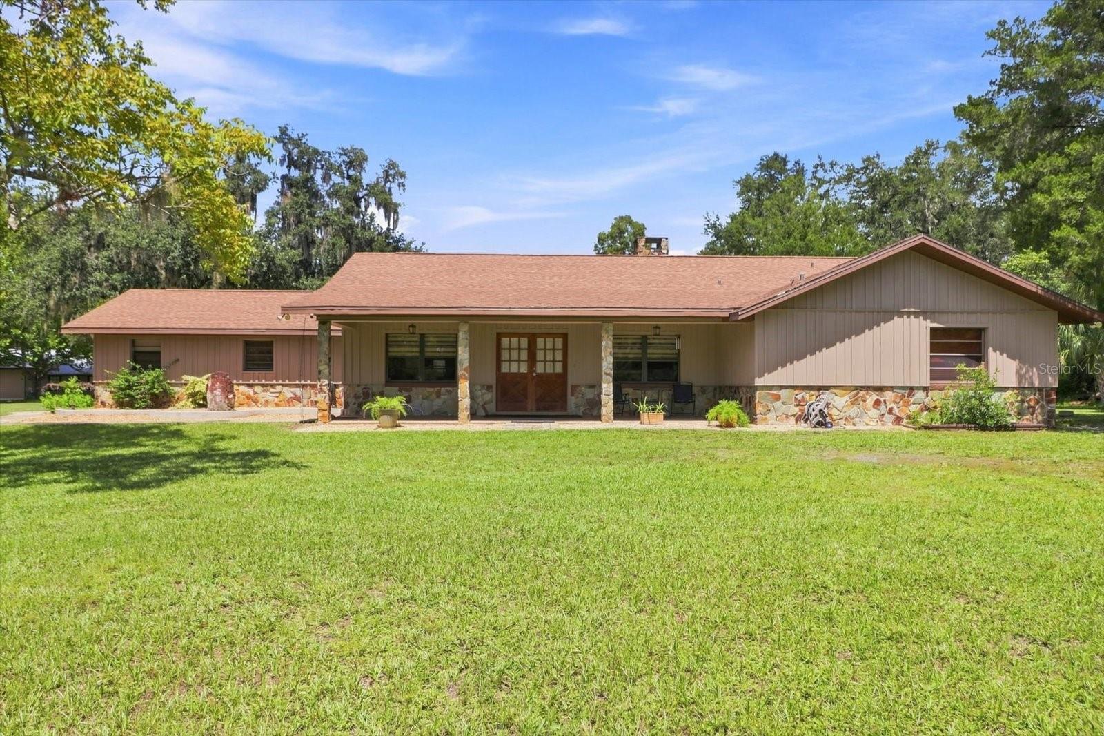 10265 Springtree, Crystal River, FL 34428