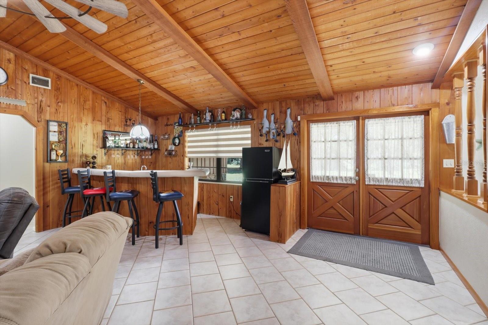 10265 Springtree, Crystal River, FL 34428