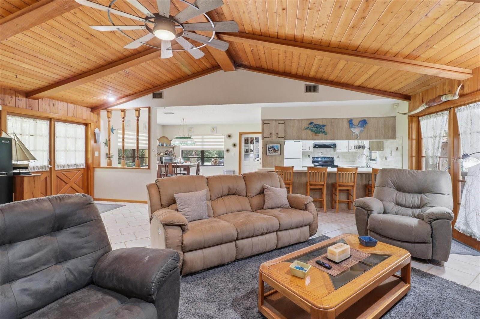 10265 Springtree, Crystal River, FL 34428