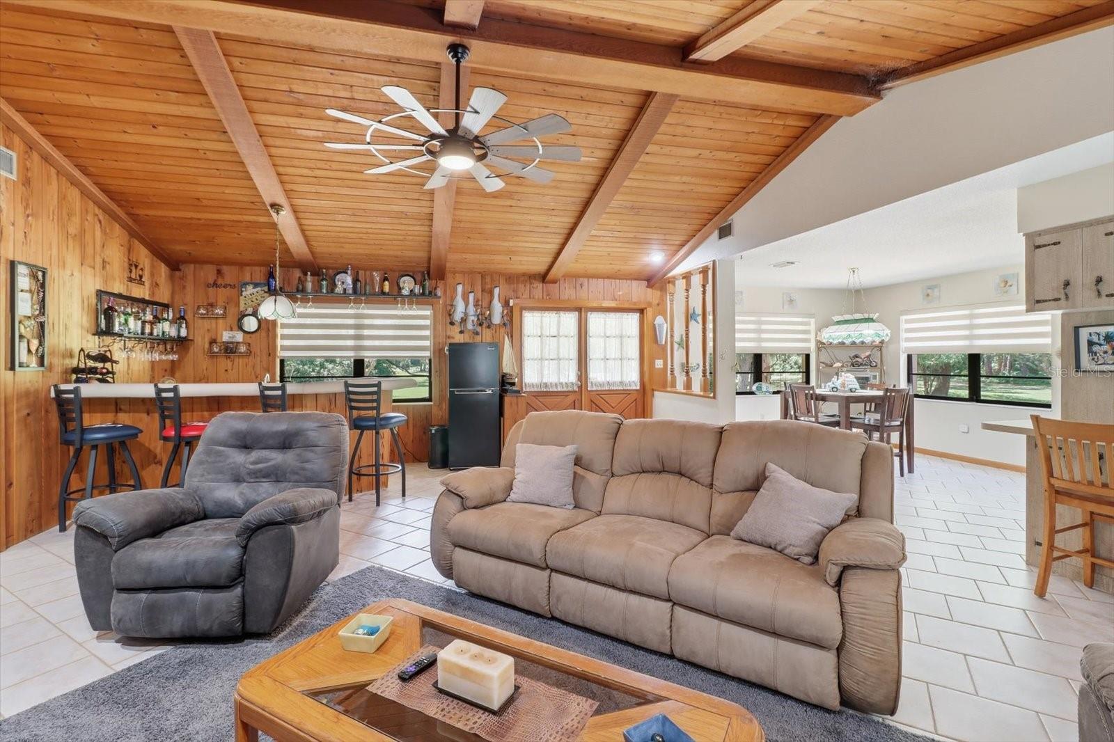 10265 Springtree, Crystal River, FL 34428