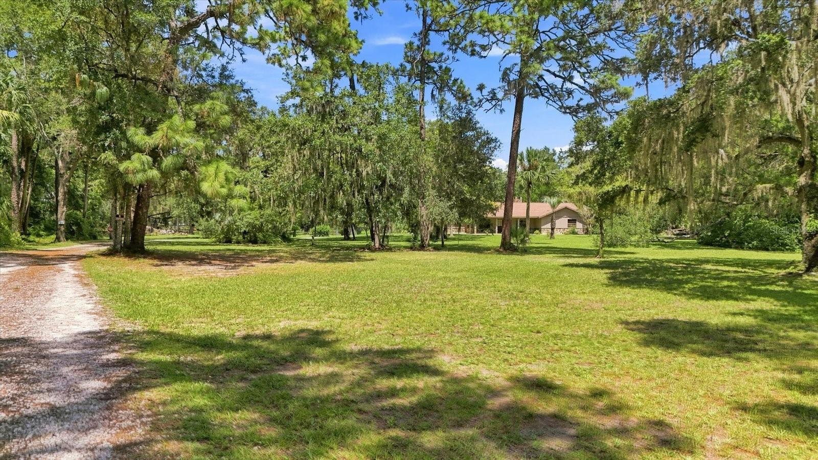 10265 Springtree, Crystal River, FL 34428