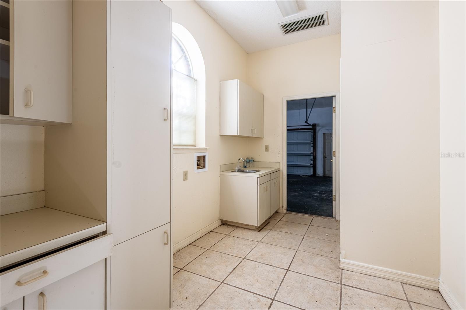 5135 Collier, Land O Lakes, FL 34639