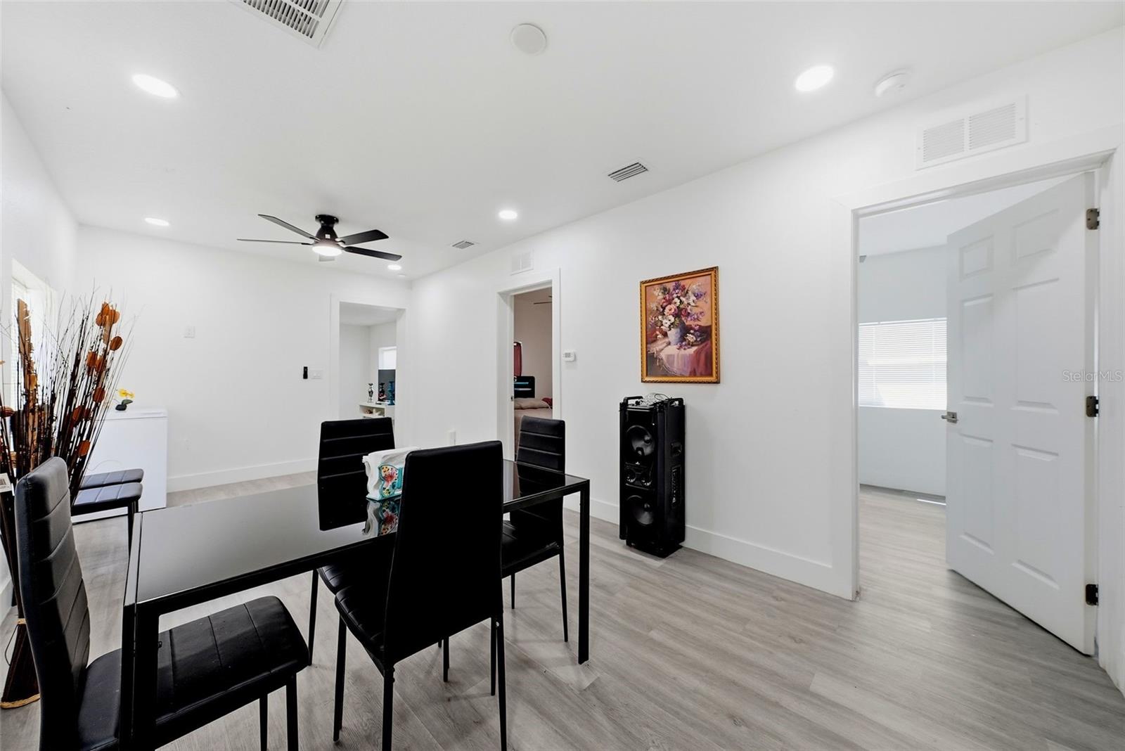 10124 Hyacinth, Tampa, FL 33612