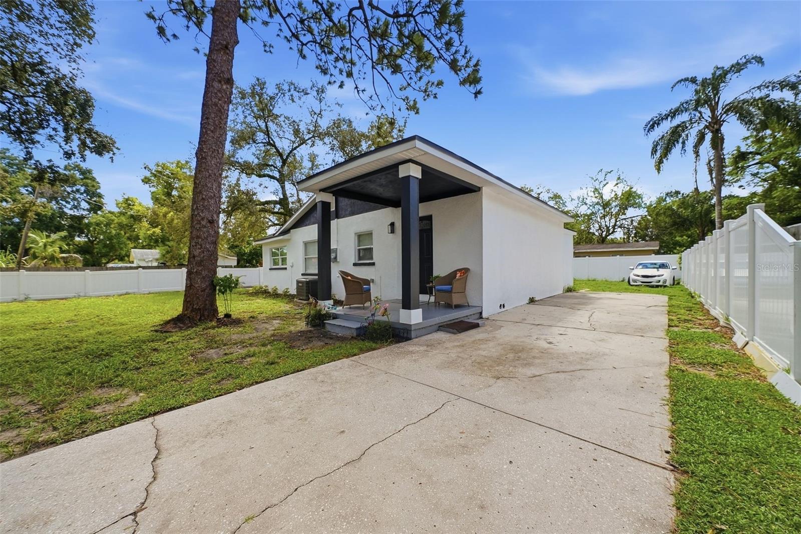 10124 Hyacinth, Tampa, FL 33612