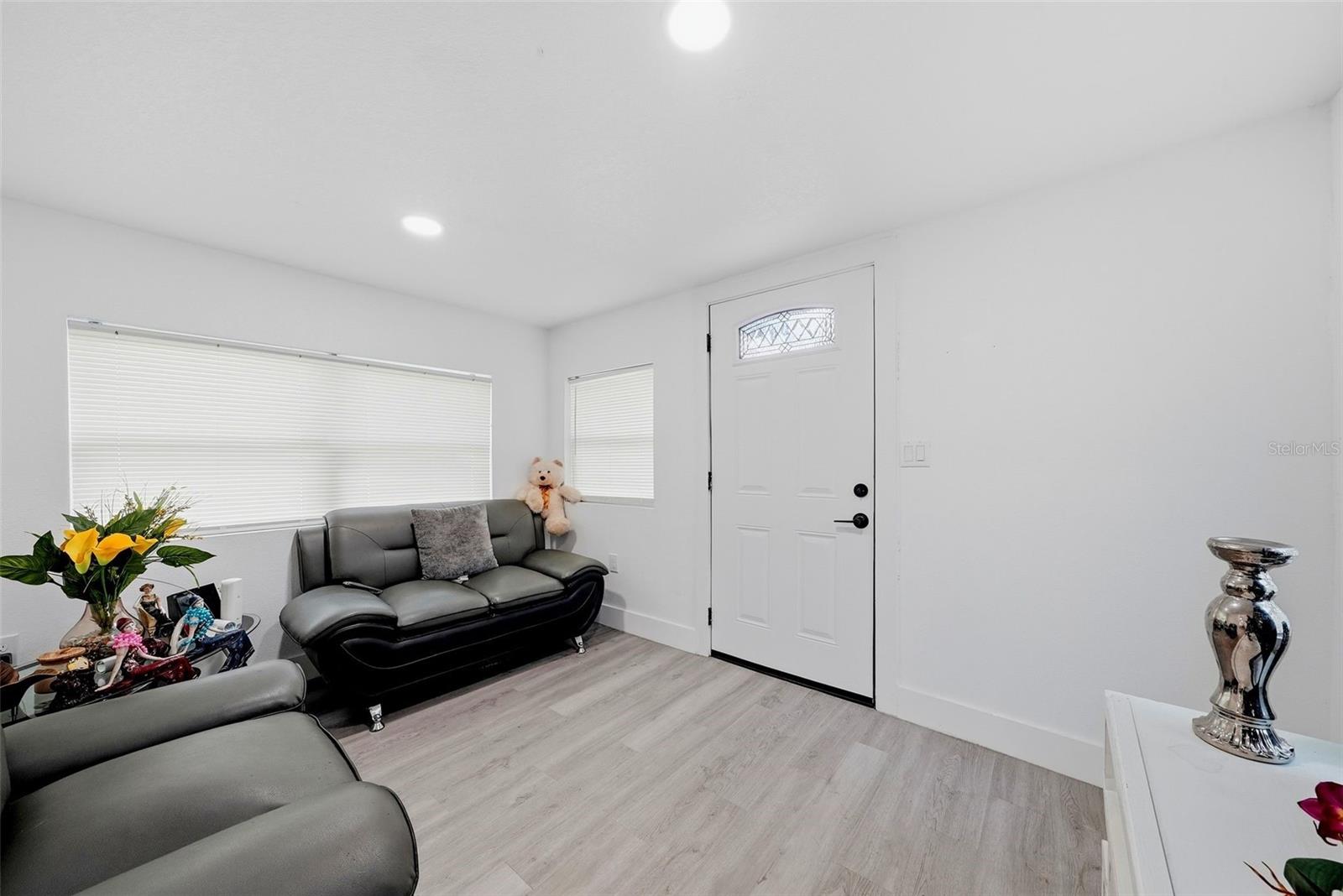 10124 Hyacinth, Tampa, FL 33612