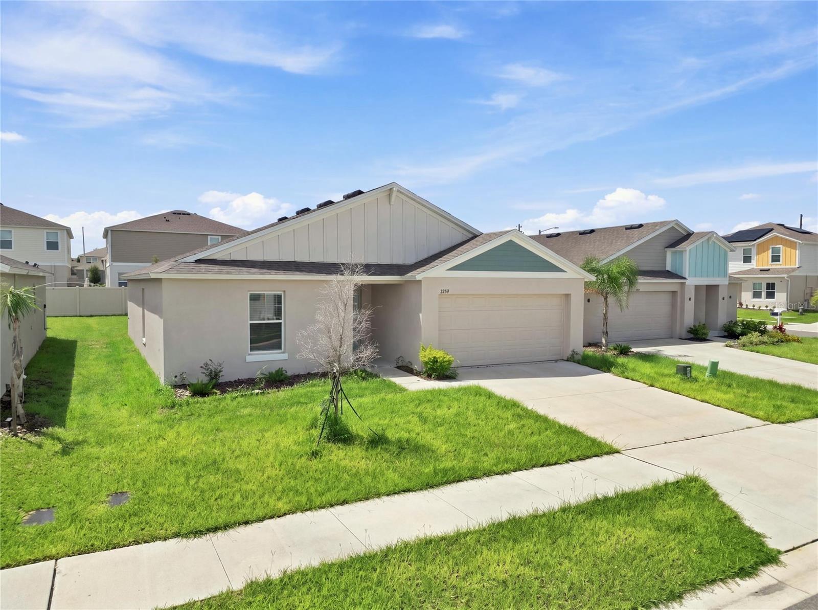 2259 Canyon Oak Dr, Davenport, FL 33837