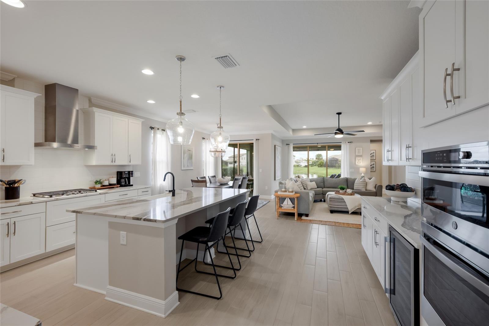16925 Seraphic, Bradenton, FL 34211