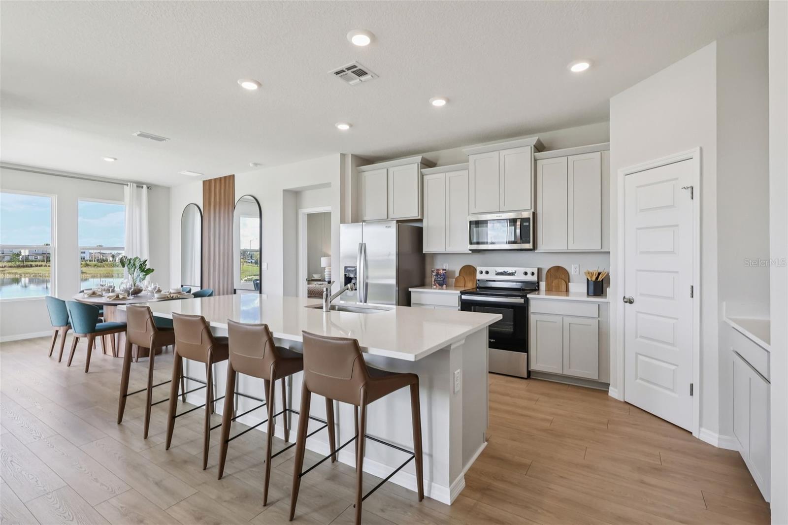 8595 Hempstead, Mount Dora, FL 32757