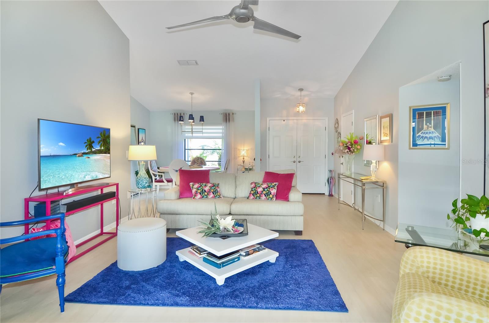 3286 Meadow Run, Venice, FL 34293
