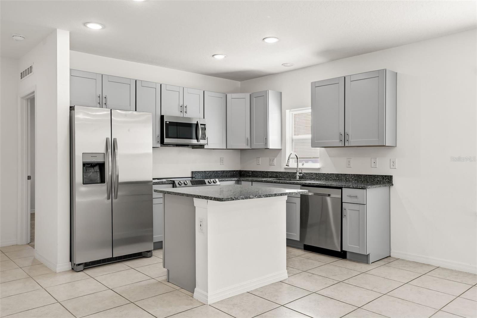 2860 Surf, Deltona, FL 32738
