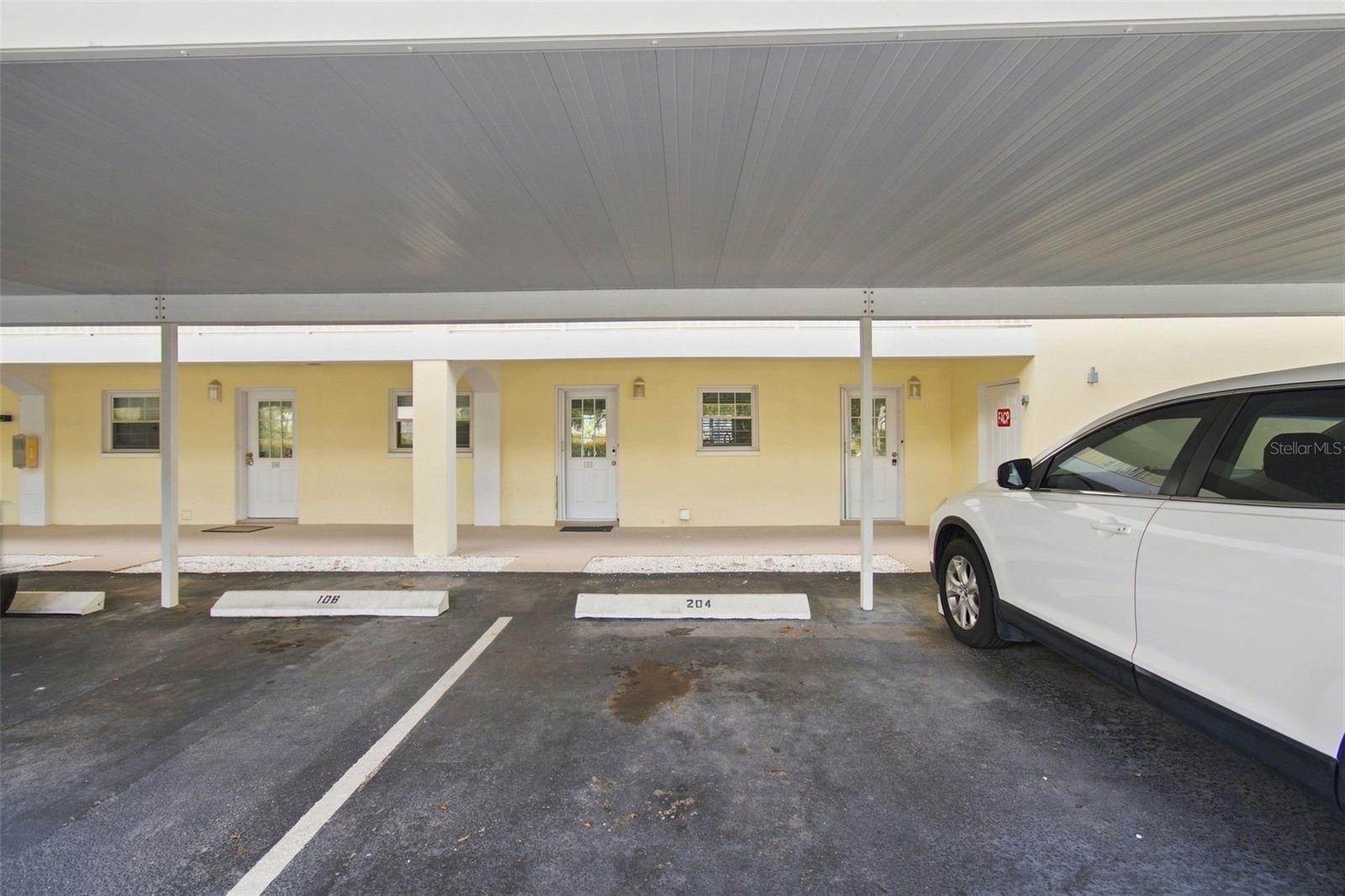 12100 Capri Unit 204, Treasure Island, FL 33706