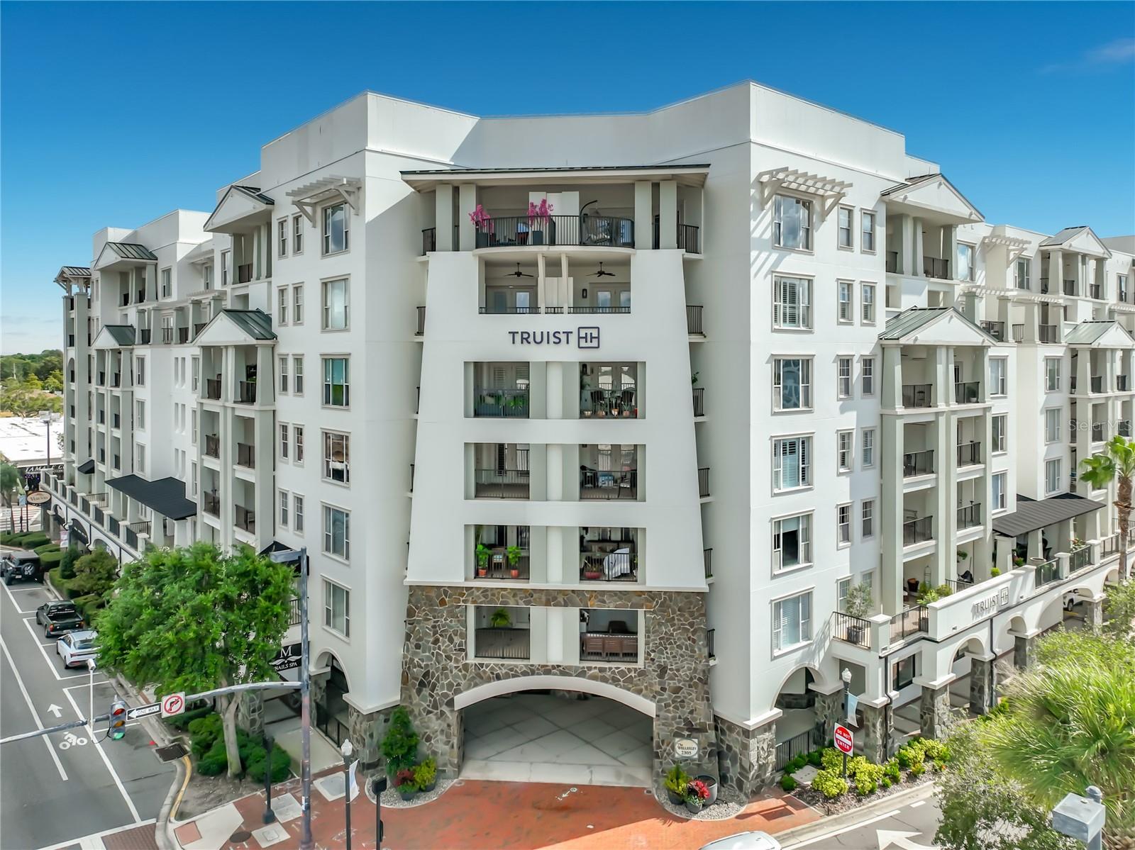 2305 Edgewater Unit 1610, Orlando, FL 32804