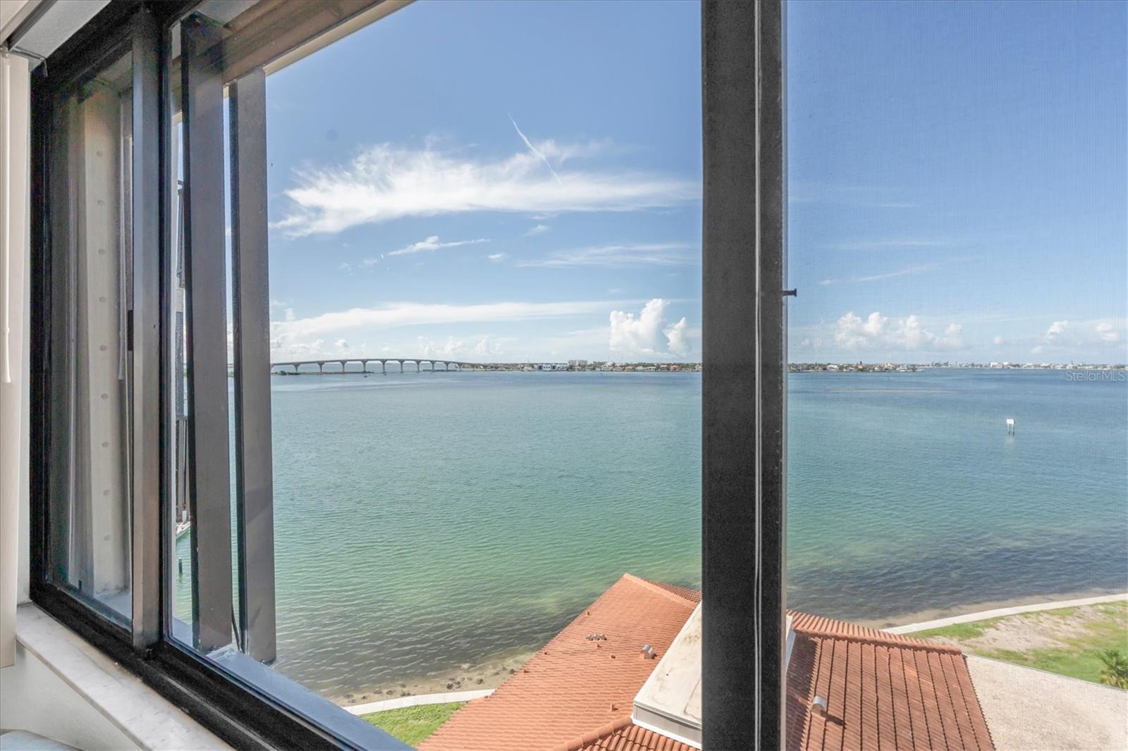 6287 Bahia del Mar Unit 602, St Petersburg, FL 33715