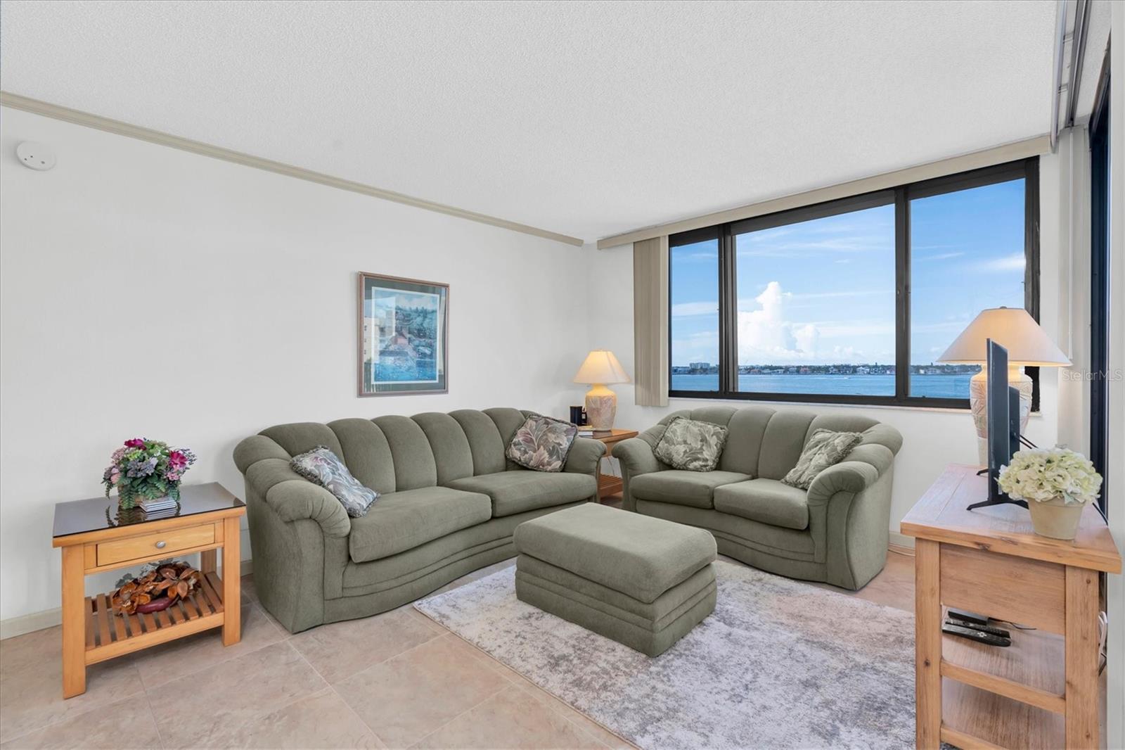 6287 Bahia del Mar Unit 602, St Petersburg, FL 33715