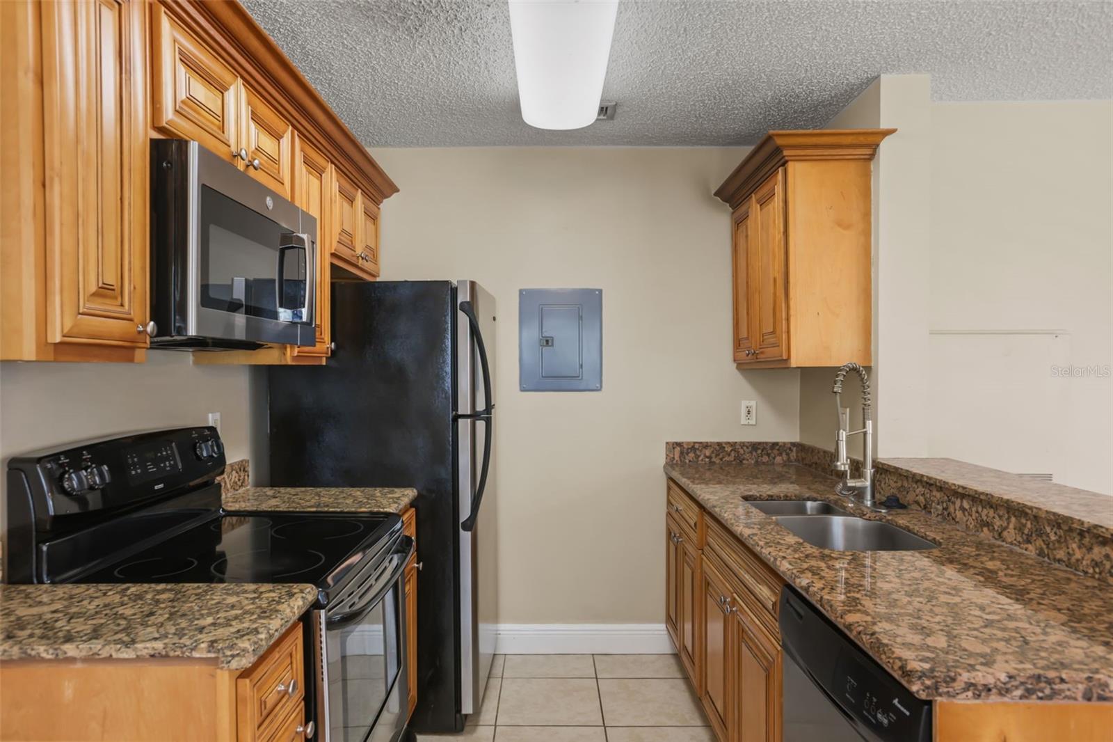 711 Sugar Bay Unit 205, Lake Mary, FL 32746