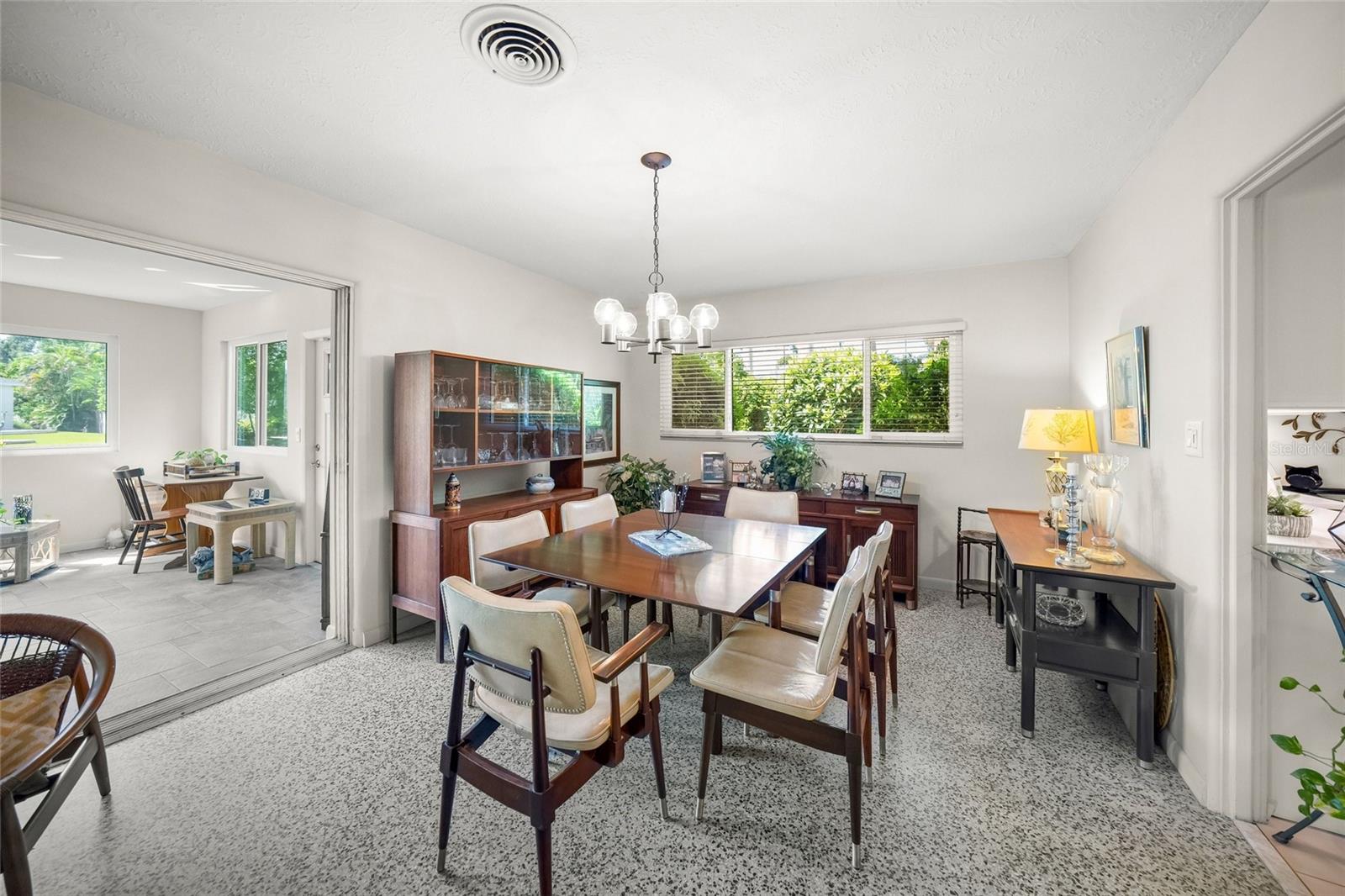 1820 Stanford, Sarasota, FL 34231