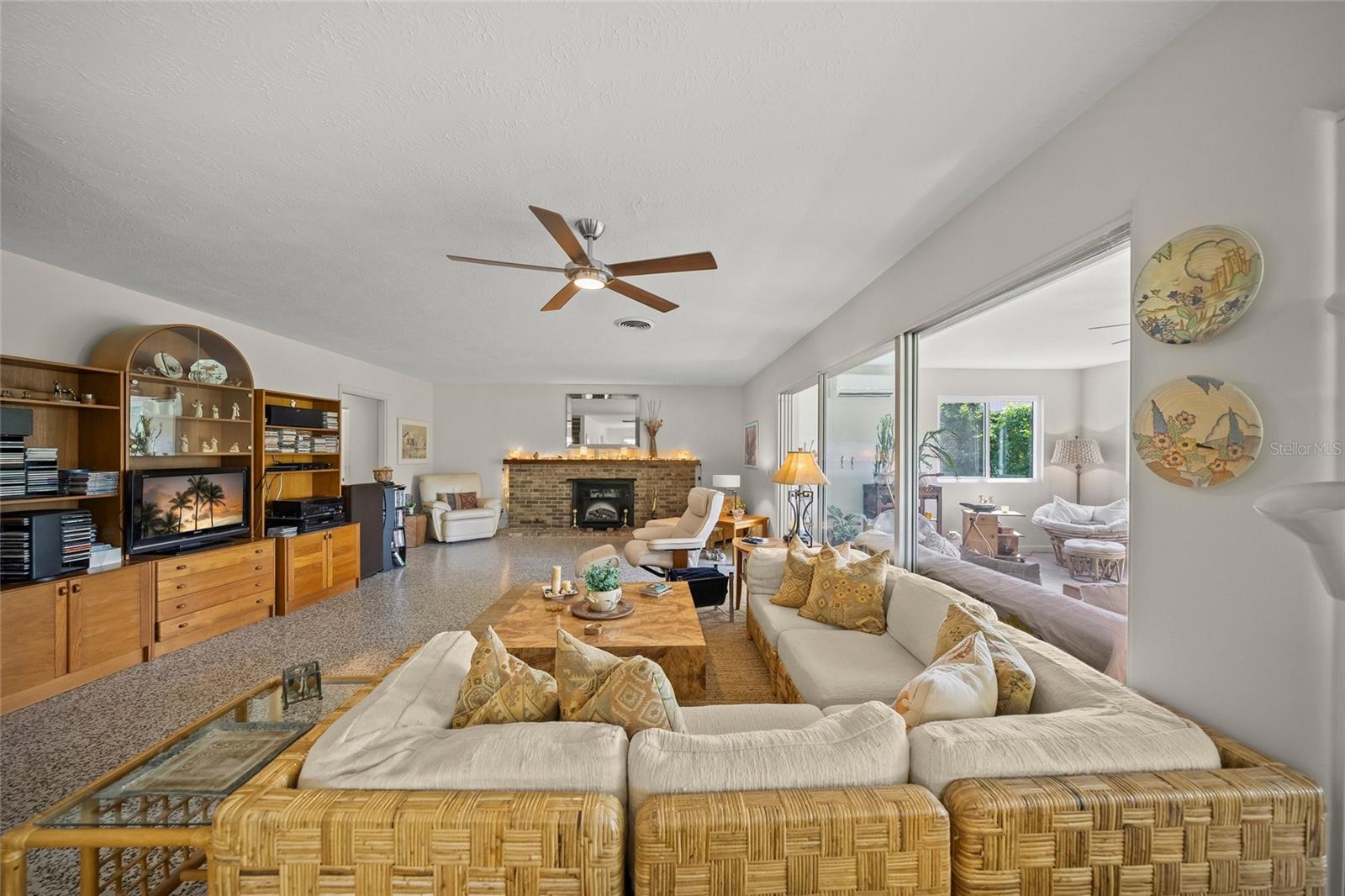 1820 Stanford, Sarasota, FL 34231