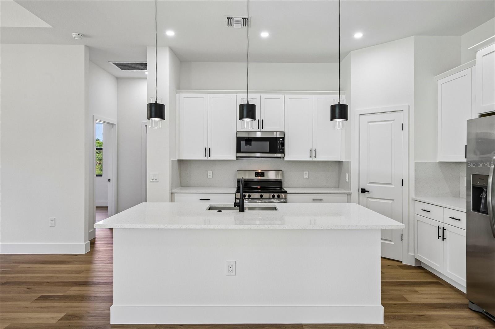 2935 Jollivette, North Port, FL 34288