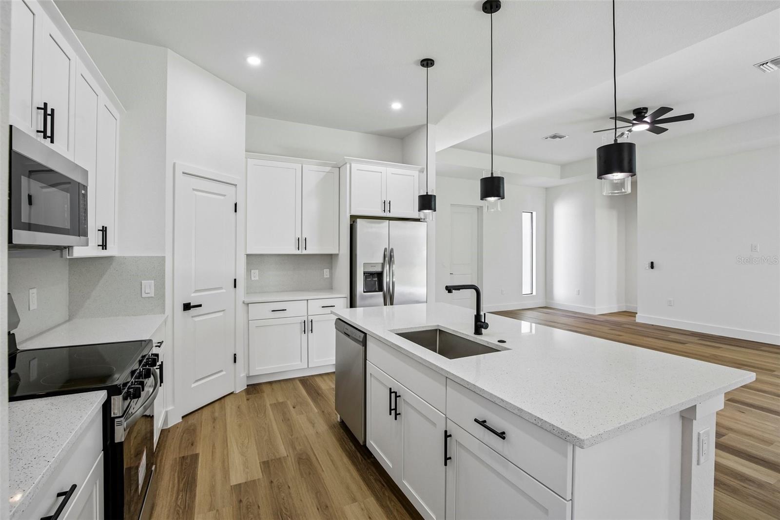 2935 Jollivette, North Port, FL 34288