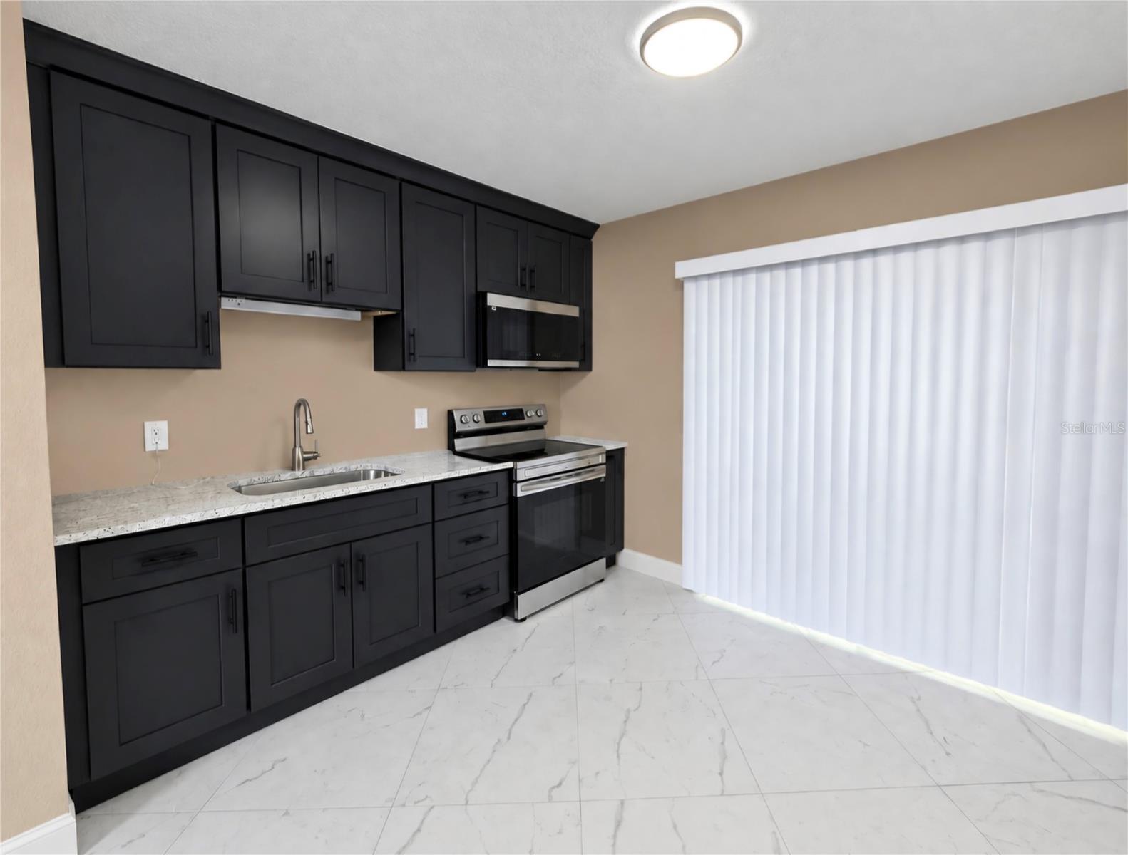 6800 1st, St Petersburg, FL 33702