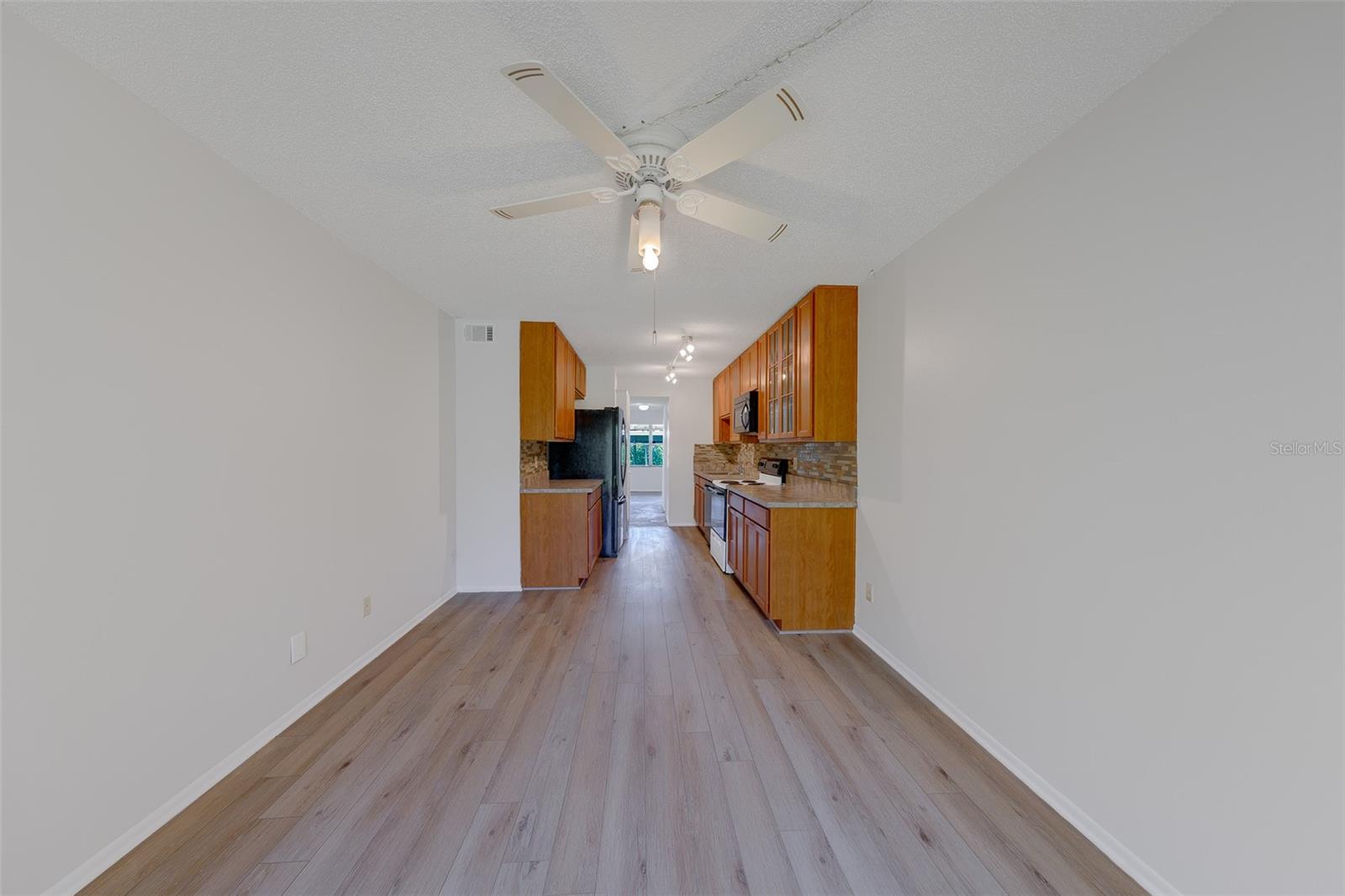 5090 Bay Unit 124, St Petersburg, FL 33703