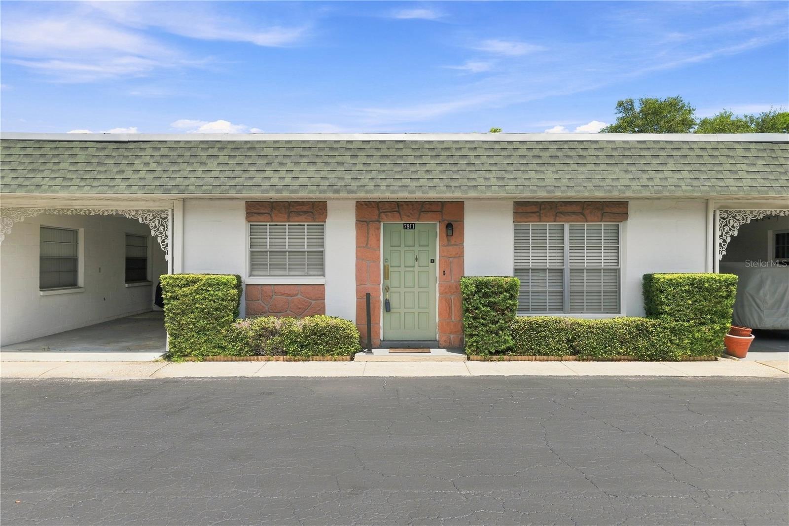 7811 39th, St Petersburg, FL 33709