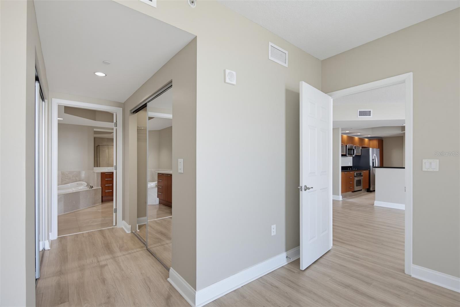 241 Riverside Unit 1006, Holly Hill, FL 32117