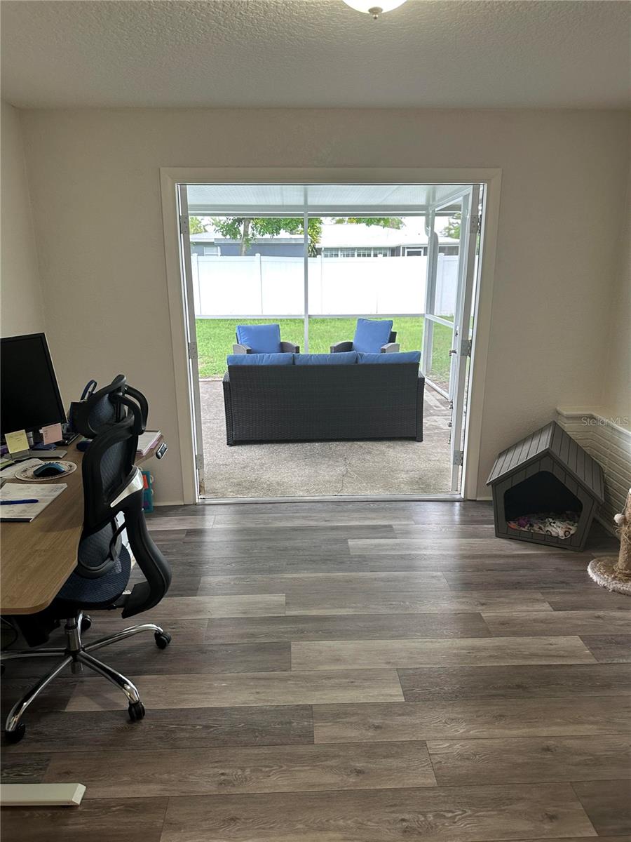 10735 63rd, Seminole, FL 33772