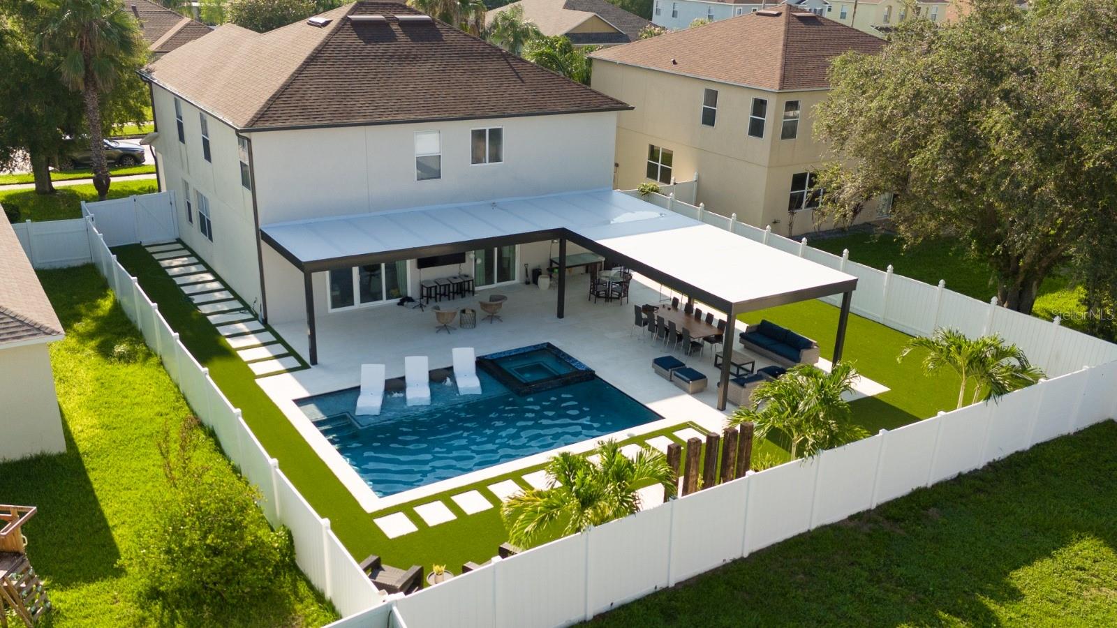 526 First Cape Coral, Winter Garden, FL 34787