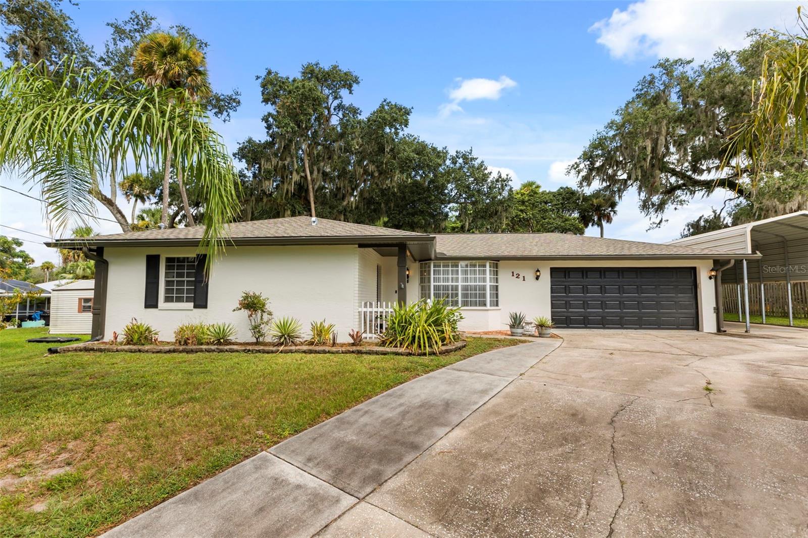 121 Oak Ridge, Edgewater, FL 32132