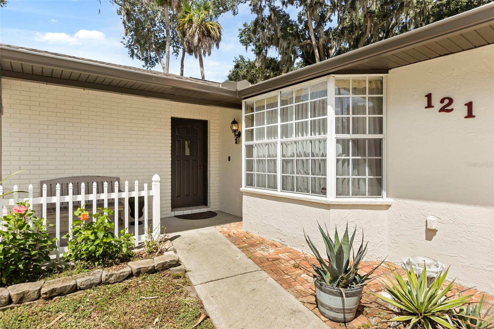 121 Oak Ridge, Edgewater, FL 32132