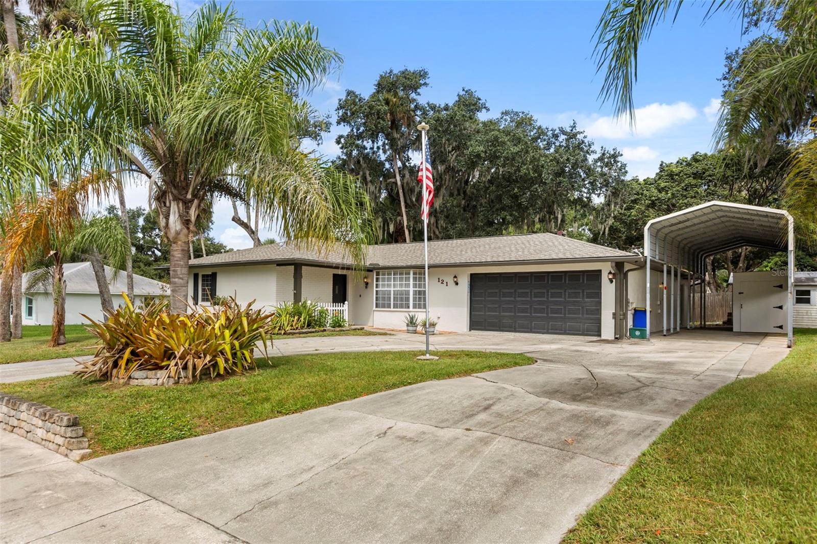121 Oak Ridge, Edgewater, FL 32132