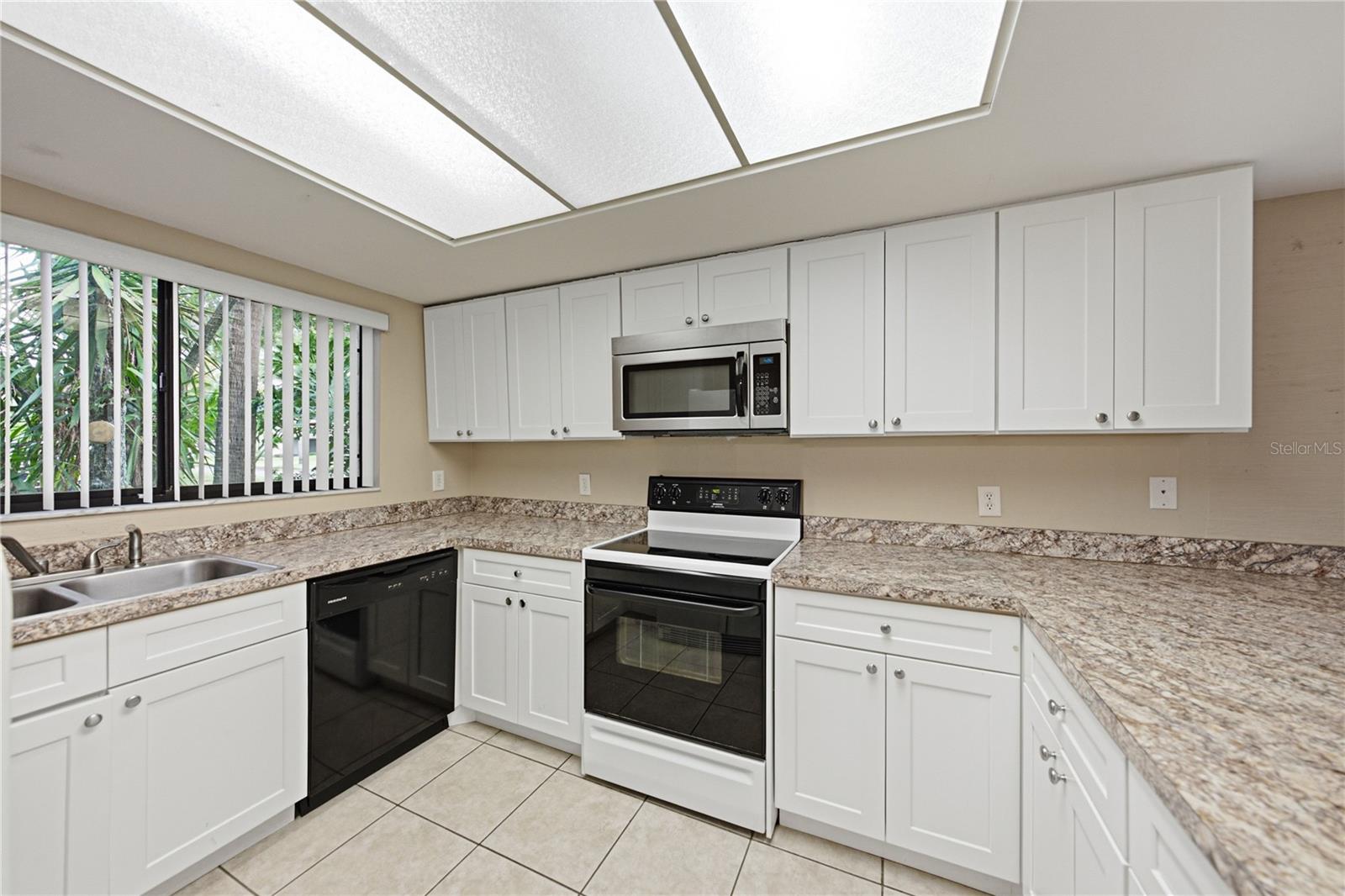 108 Capri, Plant City, FL 33566