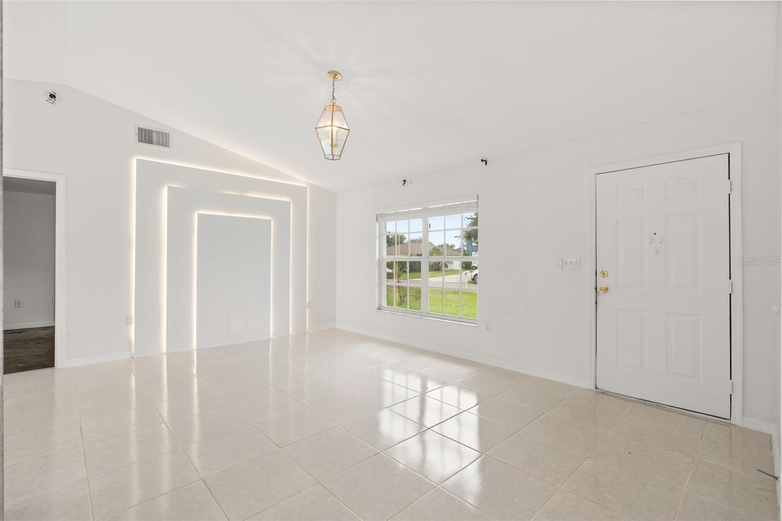 605 Tamarin, Kissimmee, FL 34759