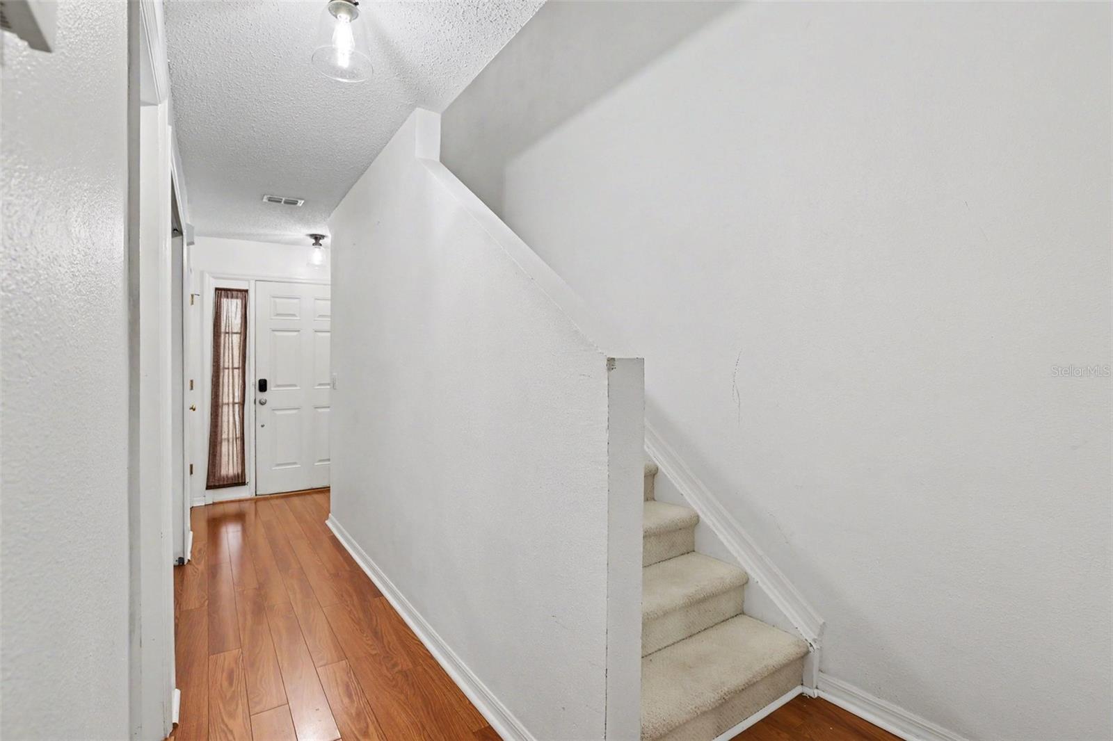 4607 Ashburn Square, Tampa, FL 33610