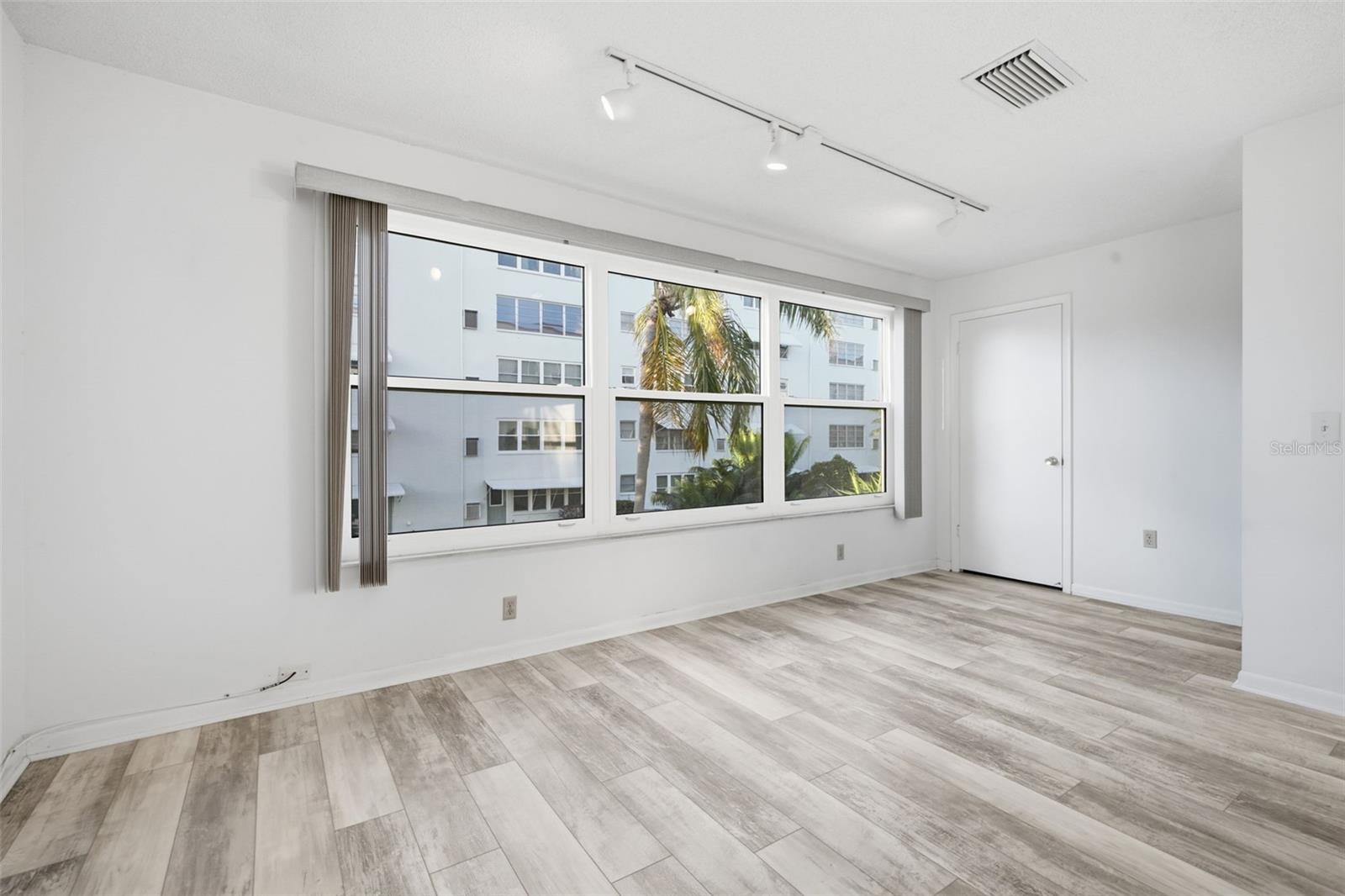 5603 80th Unit 202, St Petersburg, FL 33709