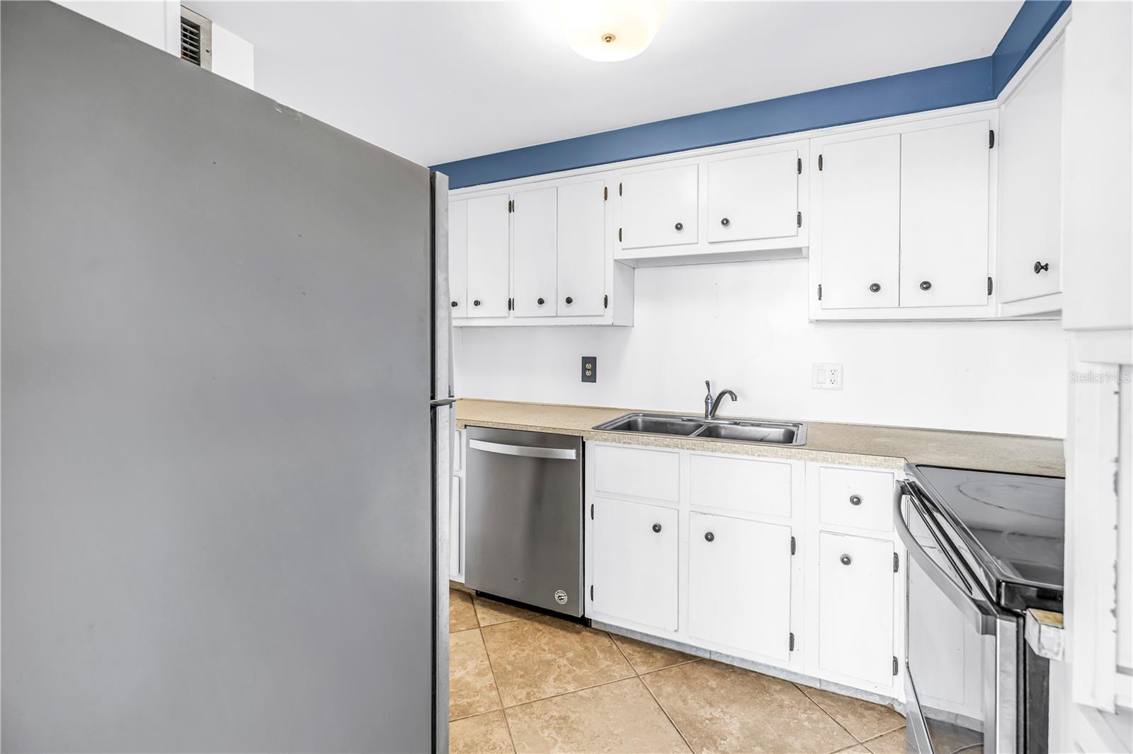 7000 Beach Unit 307, St Pete Beach, FL 33706