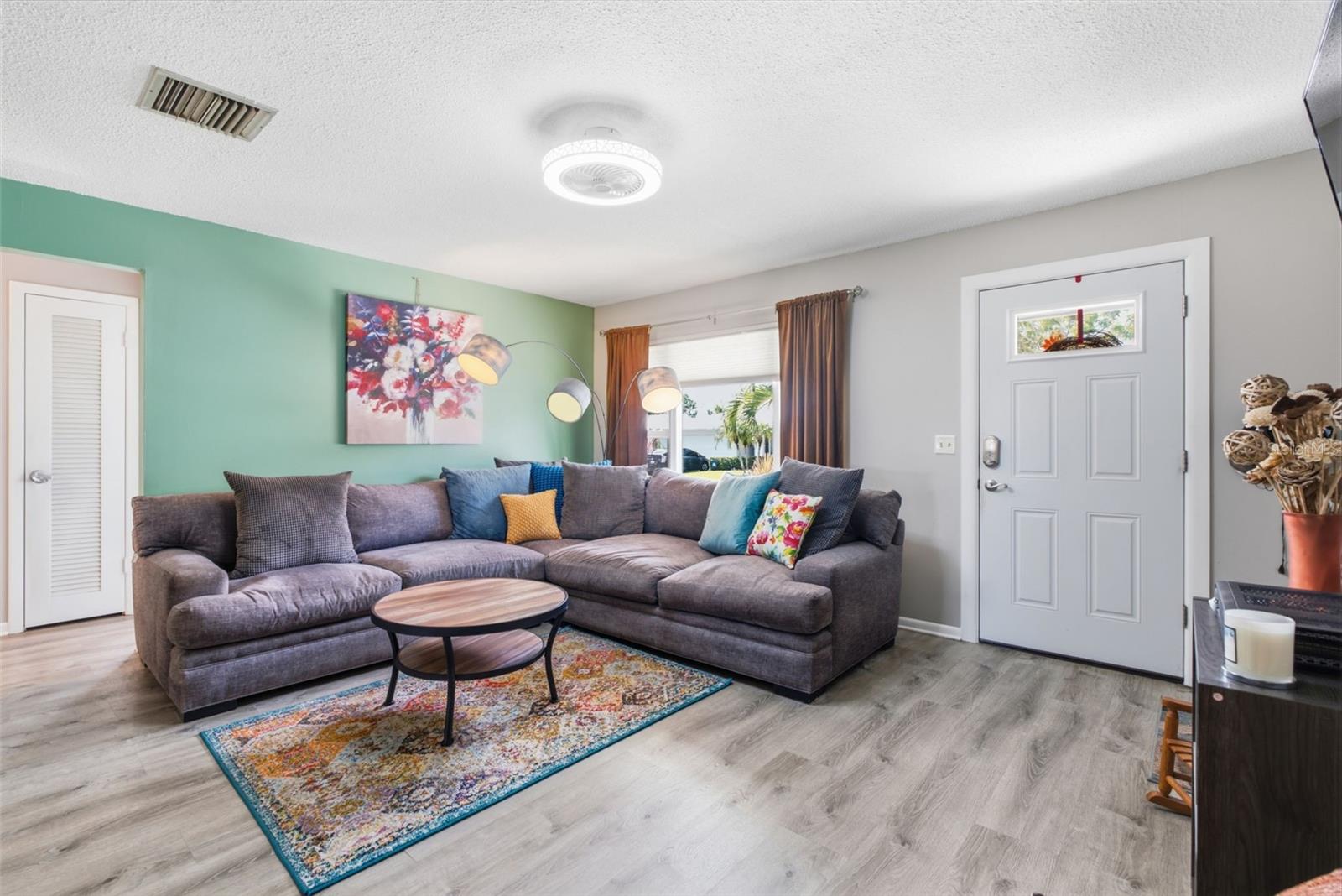 4263 96th, Pinellas Park, FL 33782