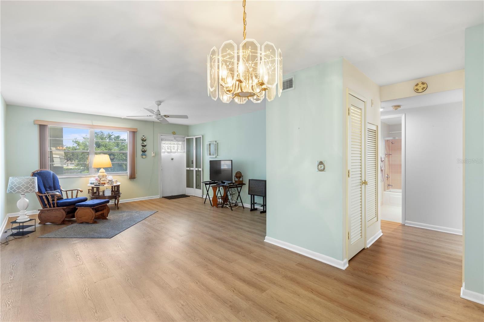 6000 20th Unit 123, St Petersburg, FL 33714
