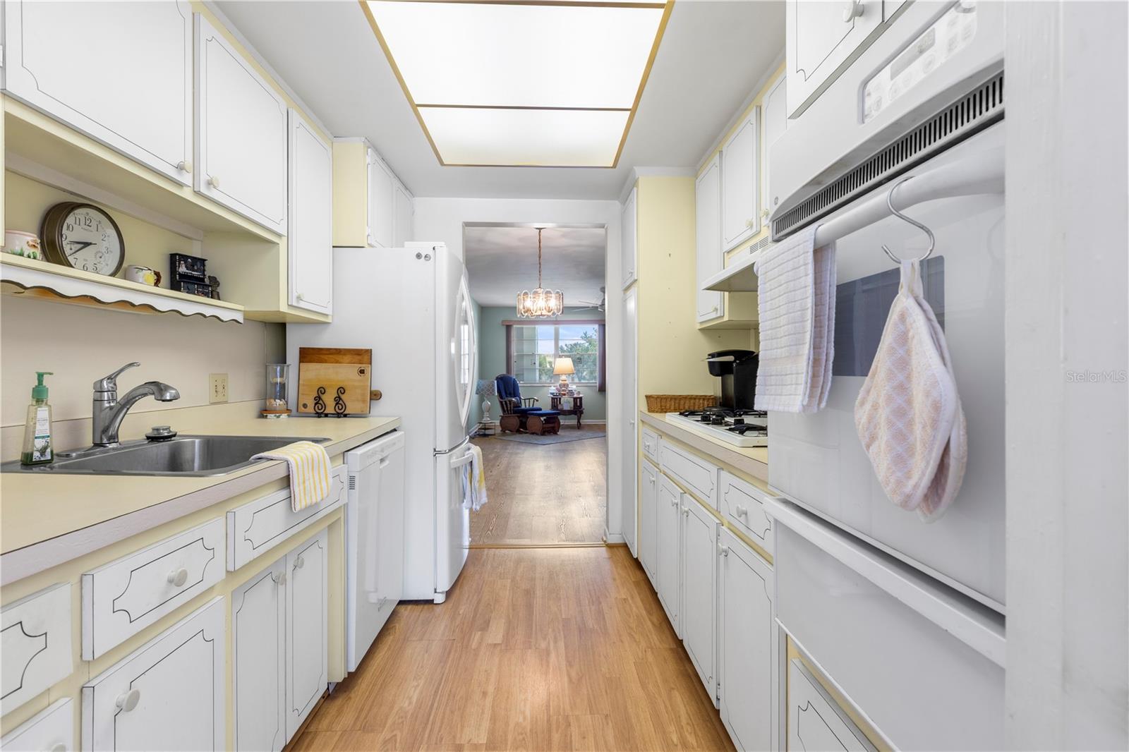 6000 20th Unit 123, St Petersburg, FL 33714