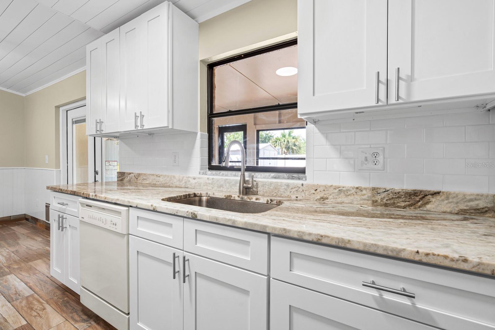 1205 Mohrlake, Brandon, FL 33511