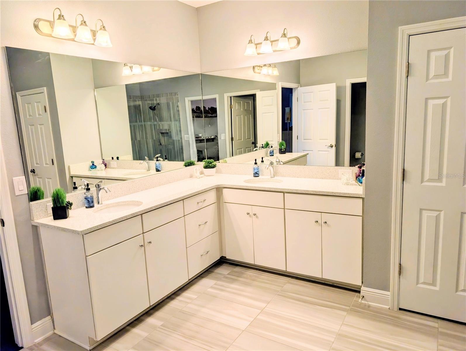 4844 Antrim, Sarasota, FL 34240