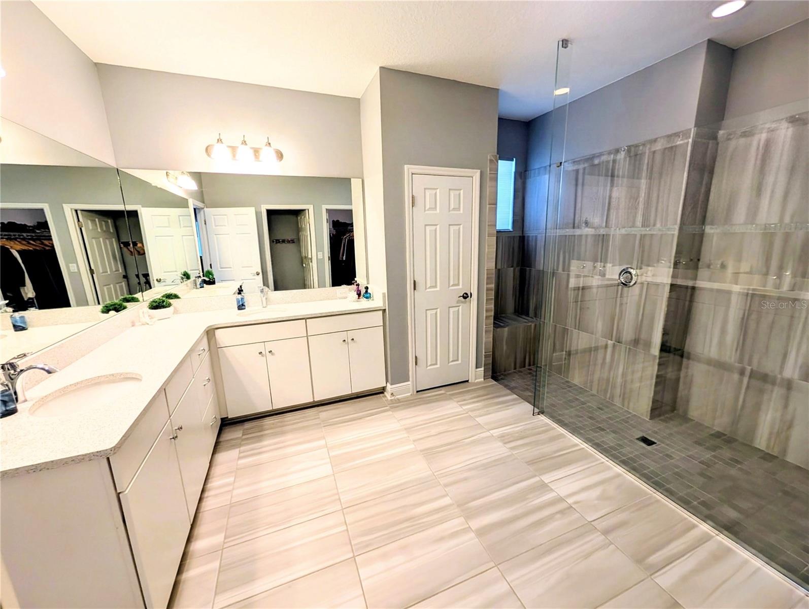 4844 Antrim, Sarasota, FL 34240